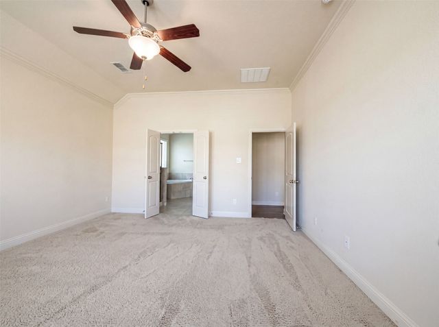 3005 S College Avenue, Decatur, TX 76234