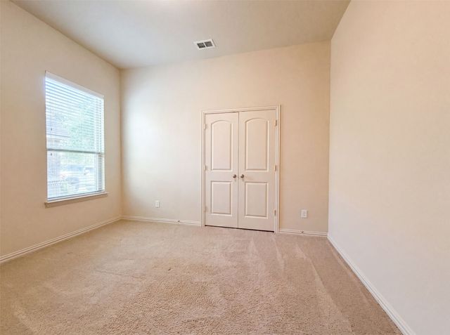 3005 S College Avenue, Decatur, TX 76234