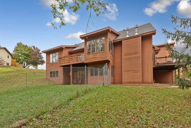 3 Island Heights Court NE, Pine Island, MN 55963