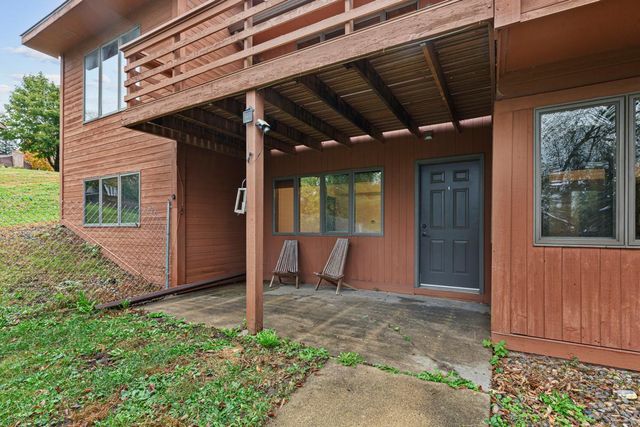 3 Island Heights Court NE, Pine Island, MN 55963