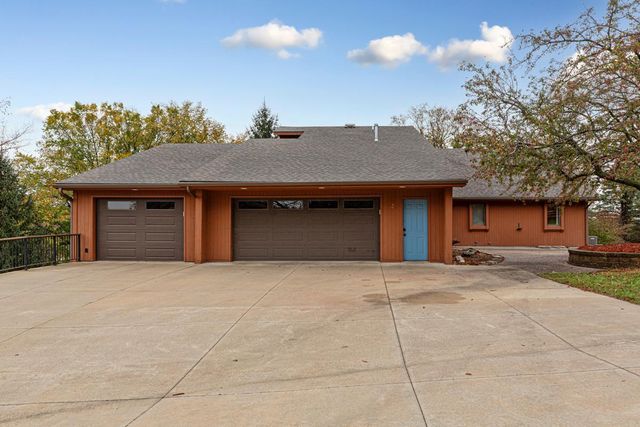 3 Island Heights Court NE, Pine Island, MN 55963