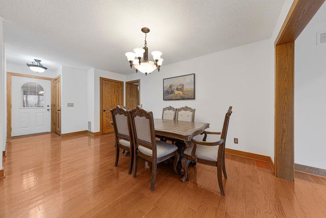 3 Island Heights Court NE, Pine Island, MN 55963