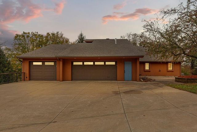 3 Island Heights Court NE, Pine Island, MN 55963