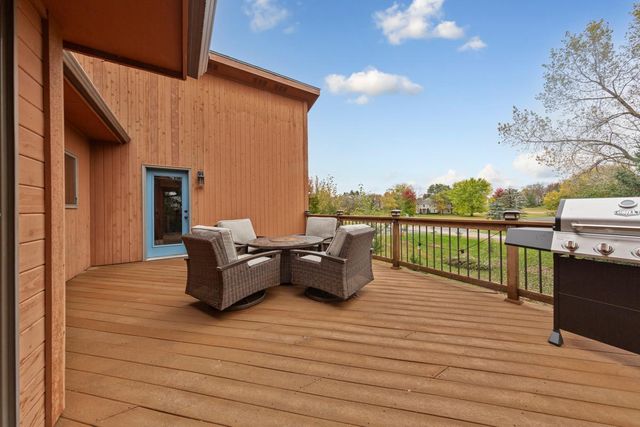 3 Island Heights Court NE, Pine Island, MN 55963