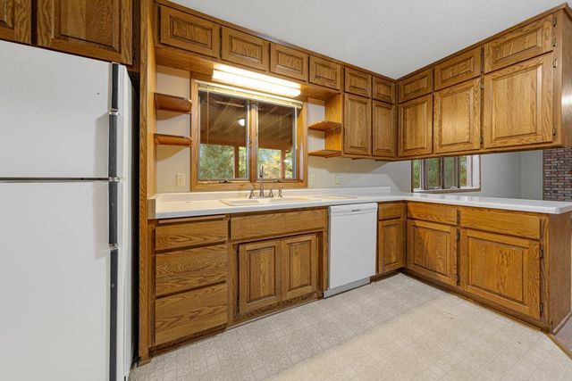 3 Island Heights Court NE, Pine Island, MN 55963