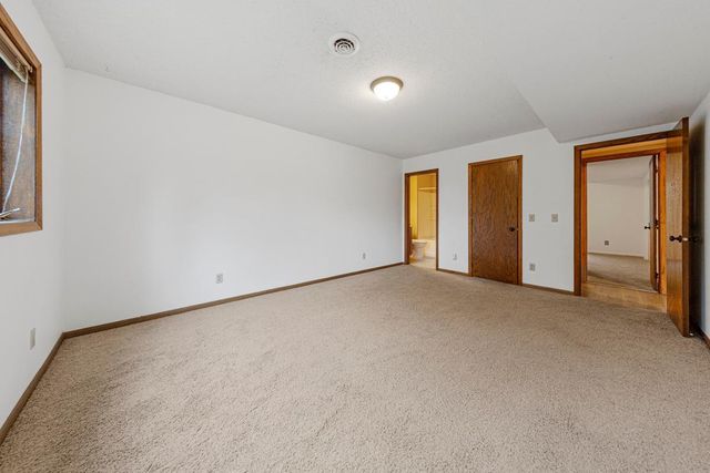 3 Island Heights Court NE, Pine Island, MN 55963