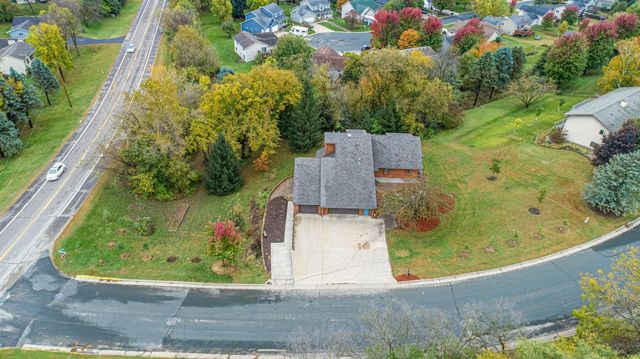 3 Island Heights Court NE, Pine Island, MN 55963