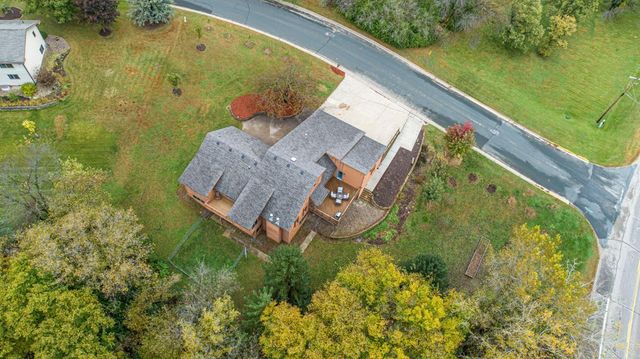 3 Island Heights Court NE, Pine Island, MN 55963