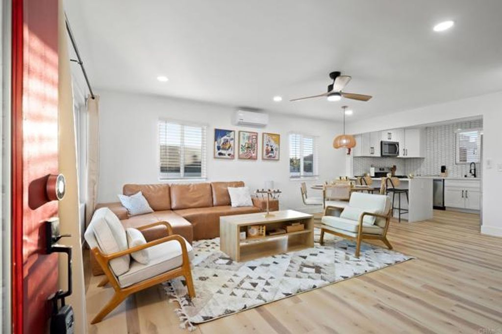 5028 Monroe Avenue, San Diego, CA 92115