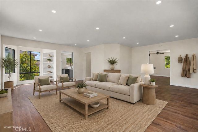 2538 Woodlyn Road, Pasadena, CA 91107