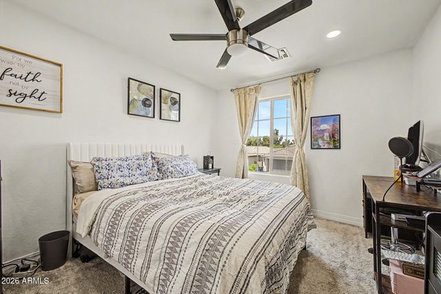 701 E LIBERTY Lane, Gilbert, AZ 85296