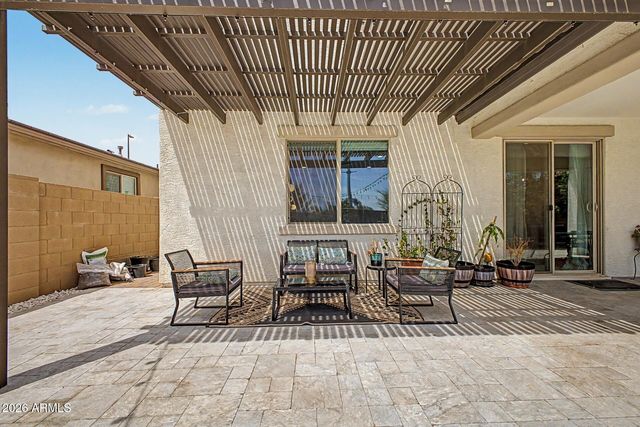 701 E LIBERTY Lane, Gilbert, AZ 85296