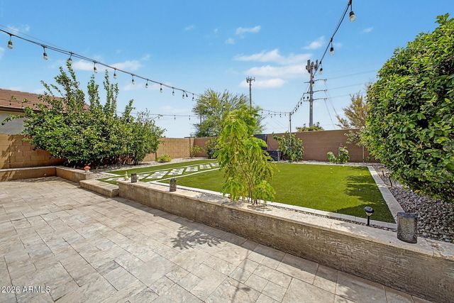 701 E LIBERTY Lane, Gilbert, AZ 85296