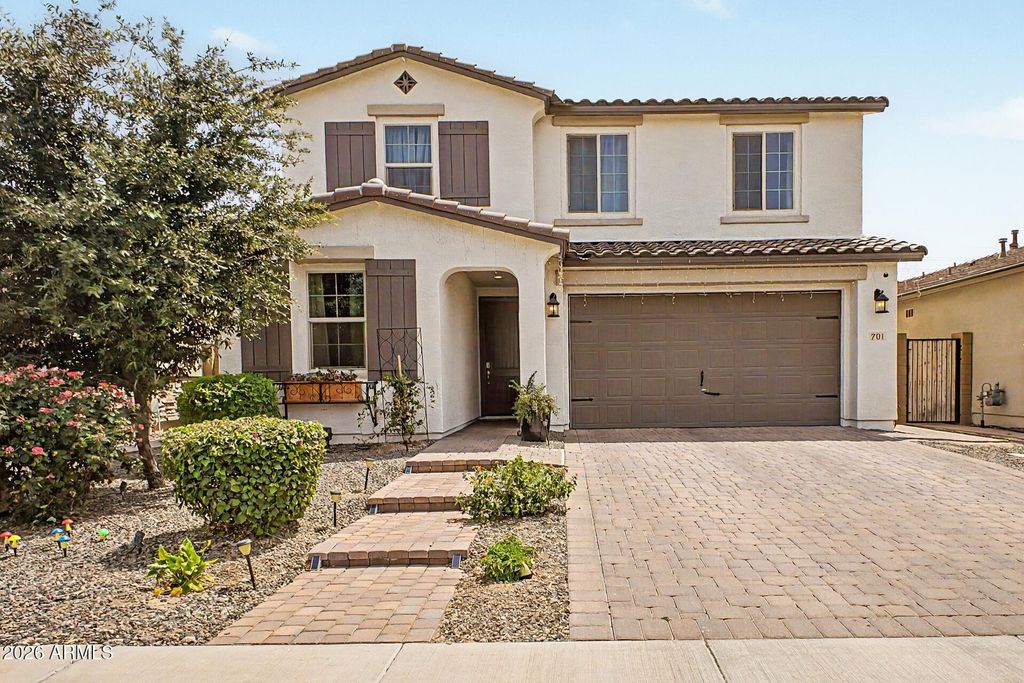 701 E LIBERTY Lane, Gilbert, AZ 85296