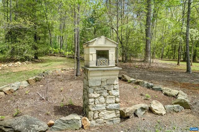 1852 THOMFORDSON LN, Ruckersville, VA 22968