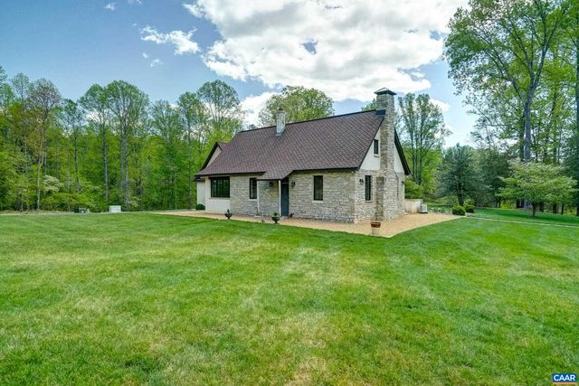 1852 THOMFORDSON LN, Ruckersville, VA 22968
