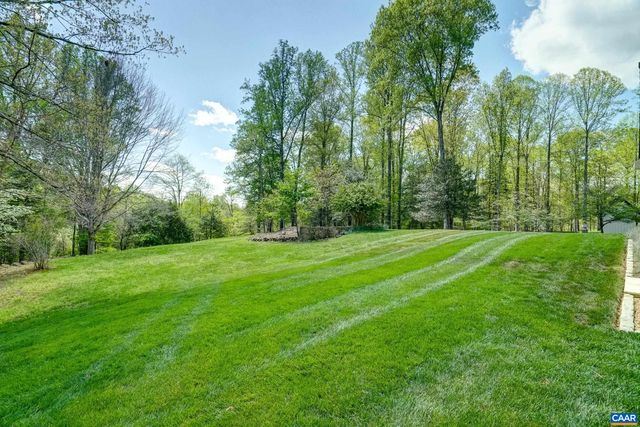 1852 THOMFORDSON LN, Ruckersville, VA 22968