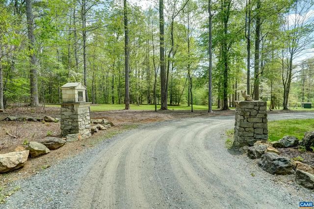 1852 THOMFORDSON LN, Ruckersville, VA 22968