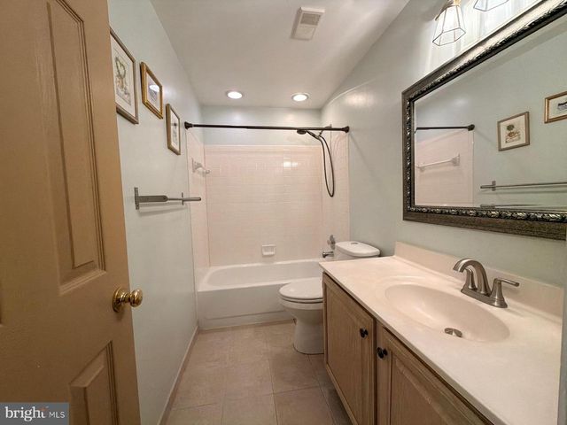 2776 WINSTON CT, Woodbridge, VA 22191