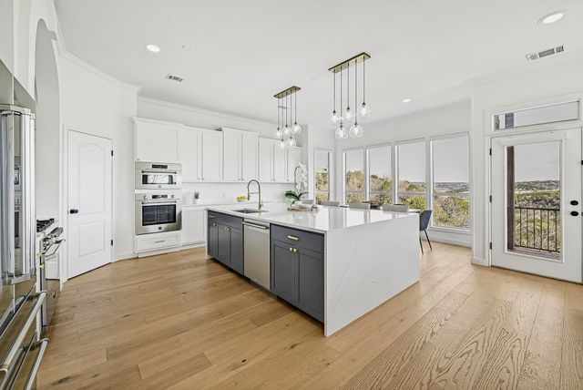 5000 Valburn CT, Austin, TX 78731