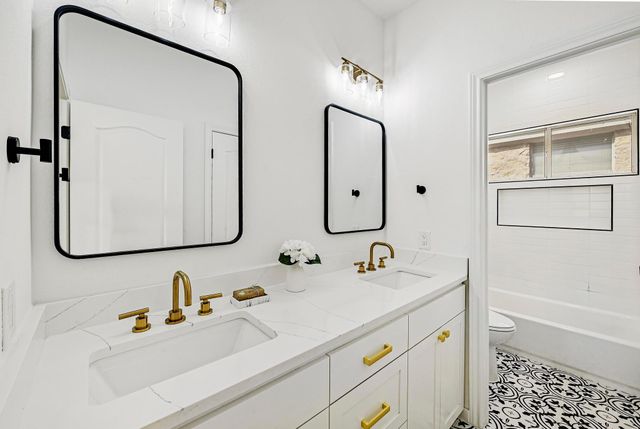 5000 Valburn CT, Austin, TX 78731