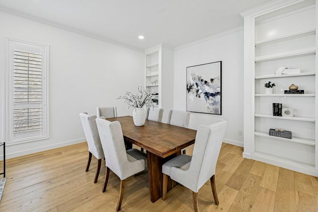 5000 Valburn CT, Austin, TX 78731