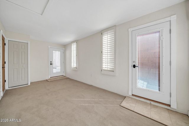 1448 E ROYAL PALM Road, Phoenix, AZ 85020