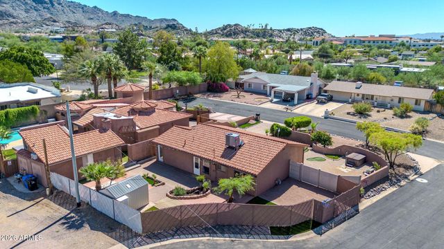 1448 E ROYAL PALM Road, Phoenix, AZ 85020
