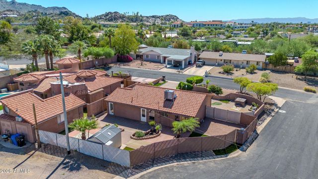 1448 E ROYAL PALM Road, Phoenix, AZ 85020