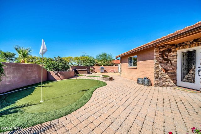 1448 E ROYAL PALM Road, Phoenix, AZ 85020