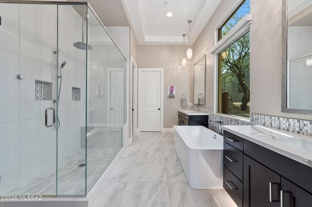 14356 N Stone View Place, Oro Valley, AZ 85755