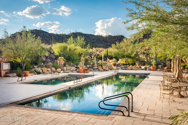 14356 N Stone View Place, Oro Valley, AZ 85755