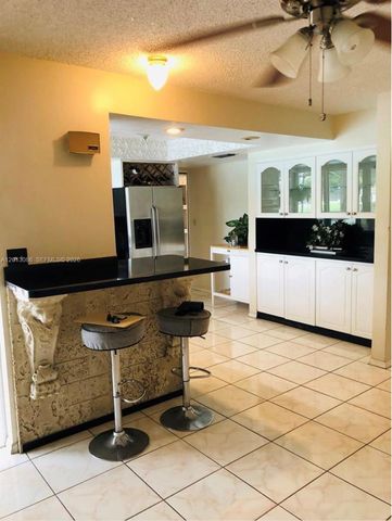 2160 NW 82nd Ter, Sunrise, FL 33322