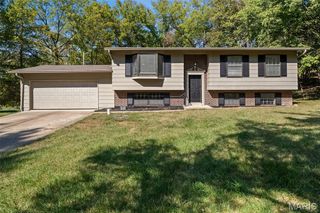 15 Ashgate Court, Fenton, MO 63026