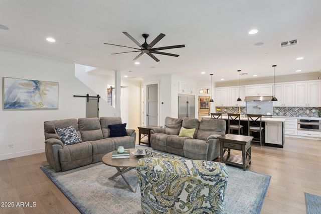 8449 E LINCOLN Drive, Scottsdale, AZ 85250