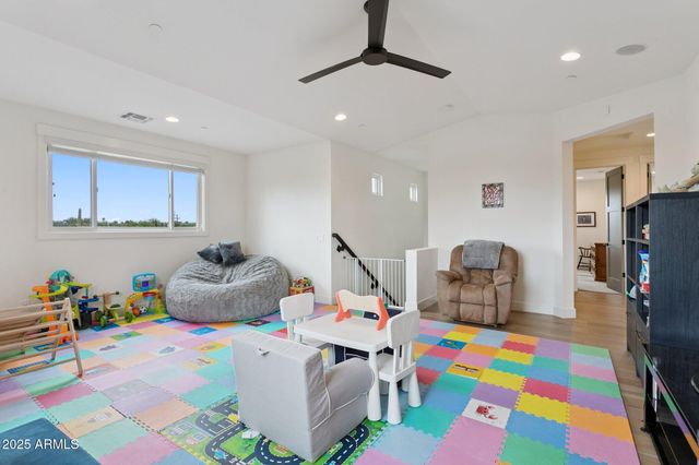 8449 E LINCOLN Drive, Scottsdale, AZ 85250