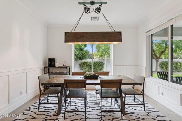 8449 E LINCOLN Drive, Scottsdale, AZ 85250