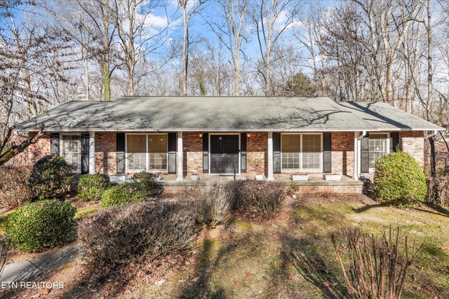 104 Windgate Rd, Oak Ridge, TN 37830