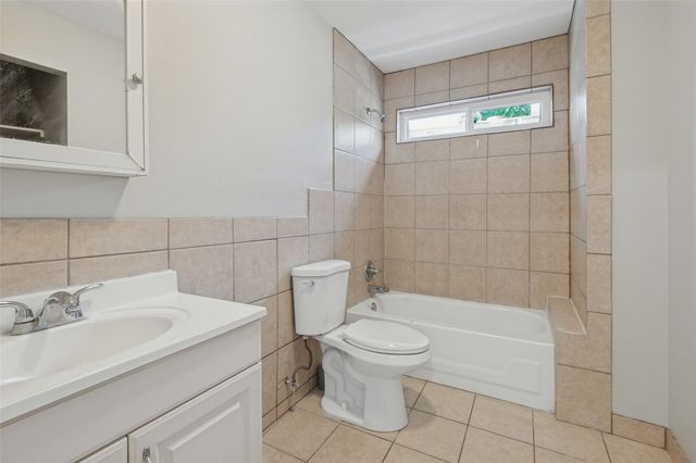2686 Roger Williams Drive, Irving, TX 75061