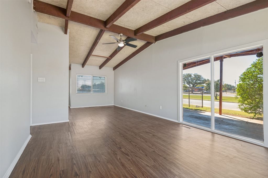 2686 Roger Williams Drive, Irving, TX 75061 — photo 3