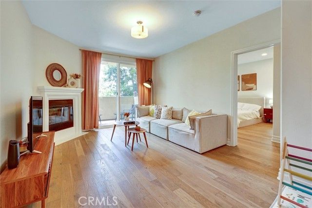 13935 Burbank Boulevard 105, Van Nuys (los Angeles), CA 91401