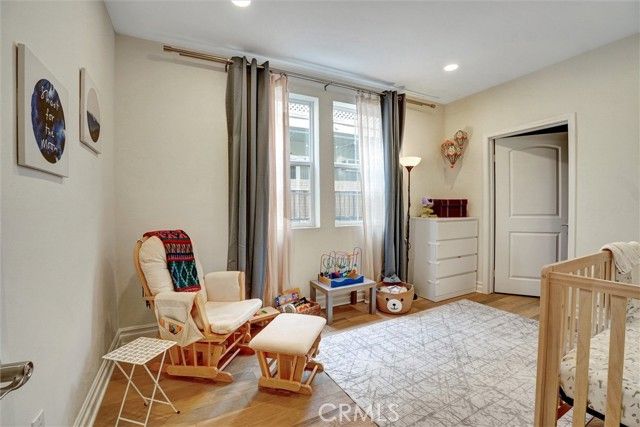 13935 Burbank Boulevard 105, Van Nuys (los Angeles), CA 91401