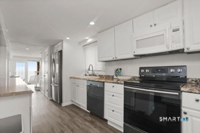 216 Broadway, Milford, CT 06460
