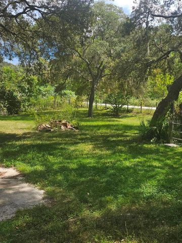 18111 SE 24TH STREET, Silver Springs, FL 34488