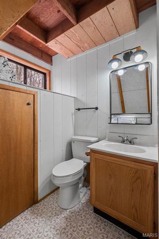 1203 Whitetail Point Drive, Innsbrook, MO 63390