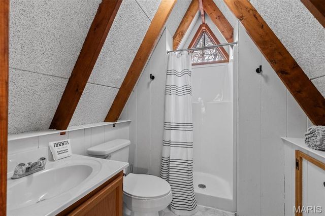 1203 Whitetail Point Drive, Innsbrook, MO 63390