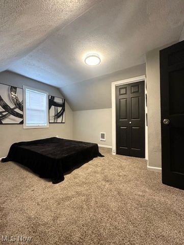 216 E 33rd Street, Lorain, OH 44055