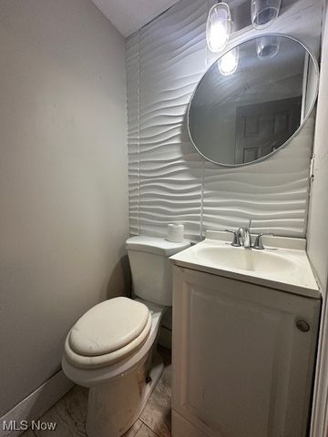 216 E 33rd Street, Lorain, OH 44055