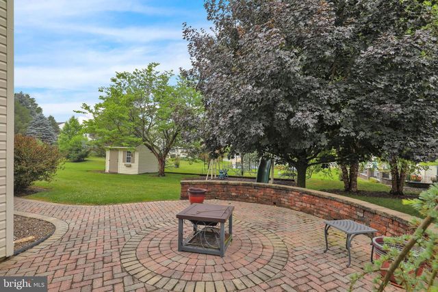 359 MOUNTAIN BLVD, Wernersville, PA 19565