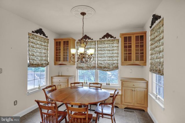 359 MOUNTAIN BLVD, Wernersville, PA 19565